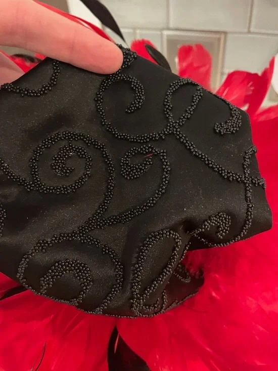 Red Feathered Cocktail Purse - Picture 7 of 8